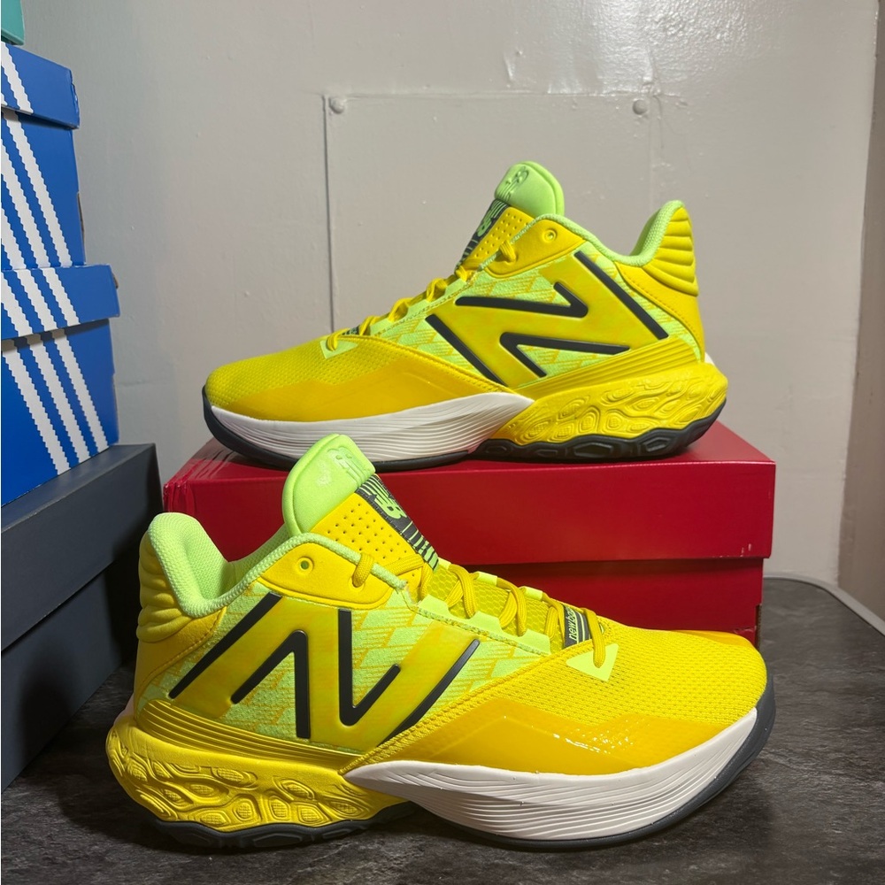 New Balance Two WXY V4 Lemon Zest Yellow and Green Men's Shoes